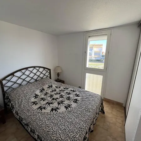 Maisons Sur La Joli 3 Pièces Mezzanine 1ère Ligne Vue Richelieu Cap D'agde